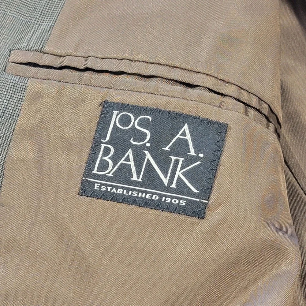 Jos A Bank Sport Coat 100% Wool Blazer Brown Glen Plaid Two Button Men's 44R